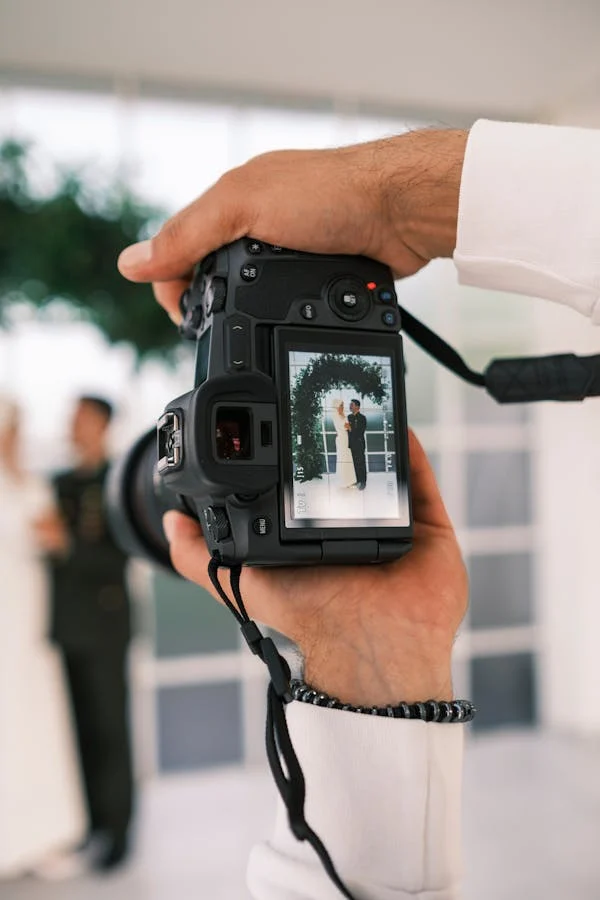 Milwaukee wedding photographer