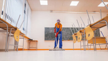 school cleaning service